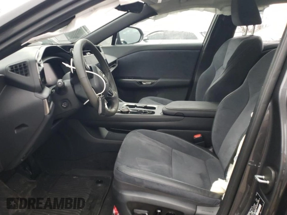 2023 Lexus RZ 450e Premium z VIN JTJAAAAB0PA016532, wystawiony jako Copart lot #39689614 z przebiegiem 4108 mil mil oraz . Historia ofert i sprzedaży dostępna na DreamBid. Obrazek 7.