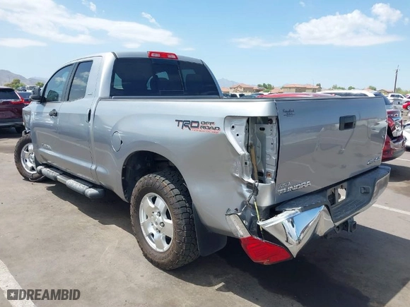 2010 Toyota Tundra 4WD Truck with VIN 5TFUW5F14AX137156, listed as a IAAI auction lot 40074494 with 78,308 mi miles. Bid and sale history available at carsss.com. Image 3.