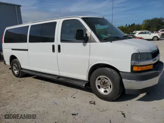2019 Chevrolet Express Passenger LT with VIN 1GAZGPFG9K1171917, listed as a Copart auction lot 50441285 with 199,658 mi miles and Clean Title. Bid and sale history available at carsss.com. Image 4.