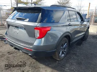 2024 Ford Explorer XLT with VIN 1FMSK8DH9RGA53555, listed as a IAAI auction lot 41497203 with 2,167 mi miles. Bid and sale history available at carsss.com. Image 4.