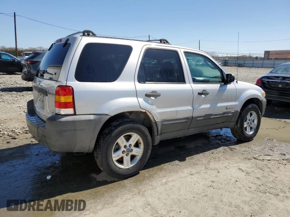 2006 Ford Escape Hybrid with VIN 1FMCU96H06KD03730, listed as a Copart auction lot 52585995 with 189,363 mi miles and Salvage title. Bid and sale history available at DreamBid. Image 3.