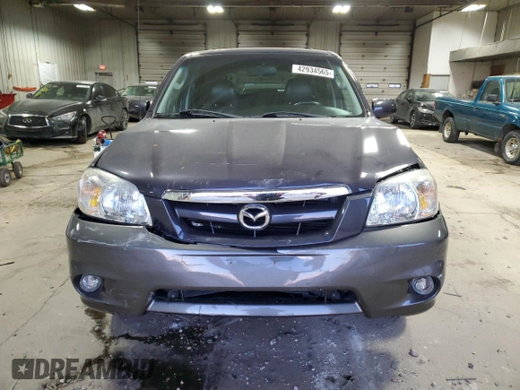 2005 Mazda Tribute i with VIN 4F2YZ92Z55KM31146, listed as a Copart auction lot 42934565 with 81,657 mi miles and Non Repairable. Bid and sale history available at carsss.com. Image 5.
