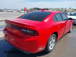 2015 Dodge Charger SXT z VIN 2C3CDXHG2FH896581, wystawiony jako IAAI lot #42004954 z przebiegiem 241 911 mil mil oraz . Historia ofert i sprzedaży dostępna na DreamBid. Obrazek 4.