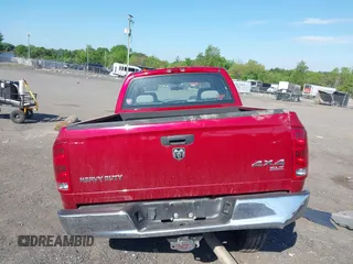 2006 Dodge 2500 SLT z VIN 1D7KS28C76J202159, wystawiony jako IAAI lot #42167349 z przebiegiem 71 407 mil mil oraz . Historia ofert i sprzedaży dostępna na DreamBid. Obrazek 17.