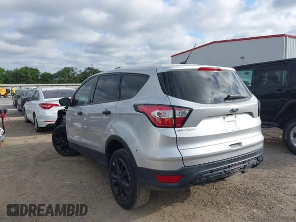 2018 Ford Escape S with VIN 1FMCU0F70JUB72329, listed as a IAAI auction lot 42016533 with 132,029 mi miles. Bid and sale history available at carsss.com. Image 3.