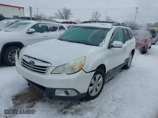 2010 Subaru Outback Prem All-Weathr/Pwr Moon with VIN 4S4BRCGC1A3333528, listed as a IAAI auction lot 41269645 with 184,858 mi miles. Bid and sale history available at carsss.com. Image 17.