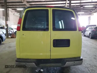 2016 GMC Savana Cargo z VIN 1GTW7AFF3G1904467, wystawiony jako Copart lot #50577005 z przebiegiem 137 186 mil mil oraz Czysty tytuł • Clean title. Historia ofert i sprzedaży dostępna na DreamBid. Obrazek 6.