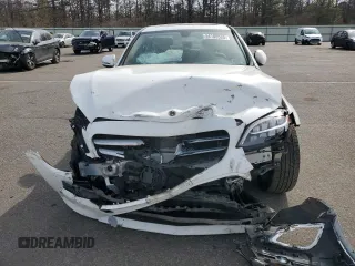 2019 Mercedes-Benz C 300 with VIN 55SWF8EB5KU292748, listed as a Copart auction lot 54100535 with 10,495 mi miles and Salvage Title. Bid and sale history available at DreamBid. Image 5.