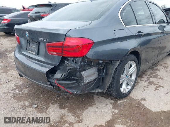 2018 BMW 3 Series 330i xDrive with VIN WBA8D9G58JNU70730, listed as a IAAI auction lot 41910509 with 64,262 mi miles and . Bid and sale history available at DreamBid. Image 6.