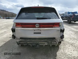2024 Volkswagen Atlas SEL with VIN 1V2BR2CA9RC610293, listed as a Copart auction lot 50202415 with 4,378 mi miles and Salvage title. Bid and sale history available at DreamBid. Image 6.