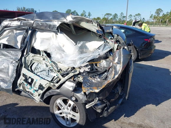 2011 Kia Soul + with VIN KNDJT2A2XB7288532, listed as a IAAI auction lot 38852336 with Not Provided miles and . Bid and sale history available at DreamBid. Image 13.