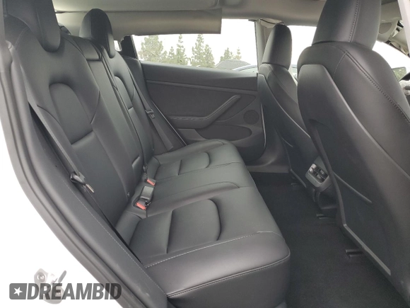 2023 Tesla Model 3 z VIN 5YJ3E1EA0PF504727, wystawiony jako Copart lot #53762135 z przebiegiem 17 554 mil mil oraz Szkoda całkowita • Salvage title. Historia ofert i sprzedaży dostępna na DreamBid. Obrazek 11.