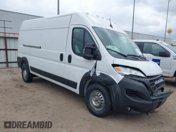 2025 Ram ProMaster Cargo with VIN 3C6MRVHG8SE548996, listed as a IAAI auction lot 42136697 with 3,166 mi miles and . Bid and sale history available at DreamBid. Image 1.
