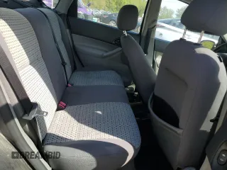 2007 Ford Focus S z VIN 1FAHP34N57W145697, wystawiony jako Copart lot #55335235 z przebiegiem 228 416 mil mil oraz Nie do naprawy • Non repairable. Historia ofert i sprzedaży dostępna na DreamBid. Obrazek 10.