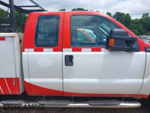2016 Ford F-250 XL with VIN 1FD7X2B65GEC87433, listed as a IAAI auction lot 42014964 with 527,692 mi miles and . Bid and sale history available at DreamBid. Image 14.