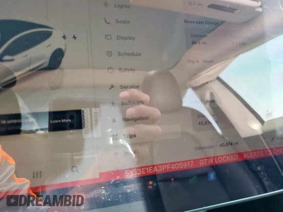 2023 Tesla Model 3 z VIN 5YJ3E1EA3PF405917, wystawiony jako Copart lot #56875645 z przebiegiem 40 874 mil mil oraz Szkoda całkowita • Salvage title. Historia ofert i sprzedaży dostępna na DreamBid. Obrazek 9.