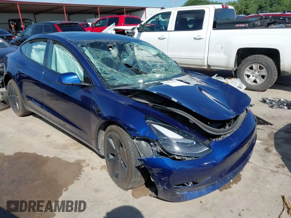2023 Tesla Model 3 z VIN 5YJ3E1EA8PF403743, wystawiony jako IAAI lot #42076747 z przebiegiem 58 399 mil mil oraz . Historia ofert i sprzedaży dostępna na DreamBid. Obrazek 1.
