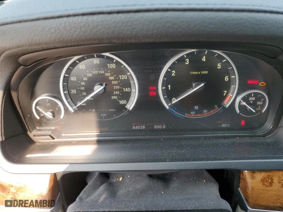 2013 BMW 7 Series 750Li xDrive with VIN WBAYF8C56DD139715, listed as a Copart auction lot 67532354 with 84,028 mi miles and Non Repairable. Bid and sale history available at carsss.com. Image 9.