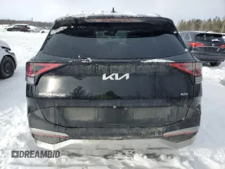 2024 Kia Sportage LX with VIN KNDPUCDF5R7265357, listed as a Copart auction lot 43993555 with 30,264 mi miles and Clean Title. Bid and sale history available at DreamBid. Image 6.
