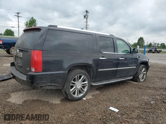 2007 Cadillac Escalade ESV с VIN 1GYFK66897R209158, выставлен на аукционе Copart как лот 61712605 с пробегом 221 129 миль миль и Списание • Salvage title. История ставок и продаж доступна на DreamBid. Изображение 3.
