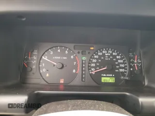 2001 Isuzu Trooper S z VIN JACDS58X317J10350, wystawiony jako Copart lot #86424714 z przebiegiem 186 279 mil mil oraz Czysty tytuł • Clean title. Historia ofert i sprzedaży dostępna na DreamBid. Obrazek 9.
