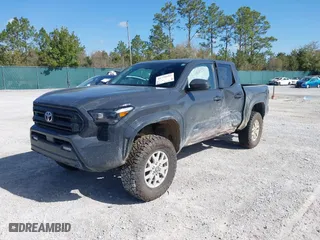 2024 Toyota Tacoma 4WD SR5 with VIN 3TYLB5JNXRT031852, listed as a IAAI auction lot 41779552 with 9,625 mi miles. Bid and sale history available at carsss.com. Image 17.