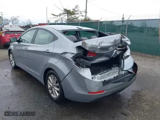 2016 Hyundai Elantra SE with VIN 5NPDH4AE1GH772113, listed as a IAAI auction lot 41650989 with 100,634 mi miles. Bid and sale history available at carsss.com. Image 3.