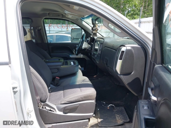 2014 Chevrolet Silverado 1500 LT with VIN 3GCUKREH1EG393931, listed as a IAAI auction lot 39801258 with 181,321 mi miles. Bid and sale history available at carsss.com. Image 5.