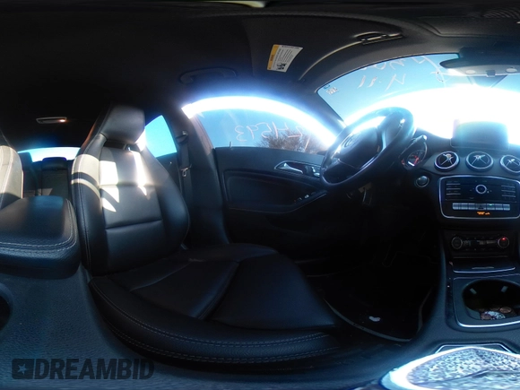 2018 Mercedes-Benz CLA 250 with VIN WDDSJ4EB0JN695467, listed as a IAAI auction lot 42024593 with 59,622 mi miles and . Bid and sale history available at DreamBid. Image 18.