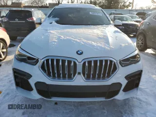 2022 BMW X6 xDrive40i with VIN 5UXCY6C08N9K10724, listed as a Copart auction lot 88091075 with 30,825 mi miles and Salvage Title. Bid and sale history available at carsss.com. Image 5.