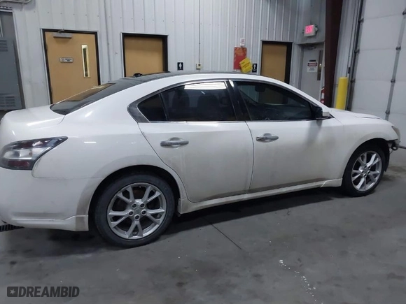 2012 Nissan Maxima 3.5 S with VIN 1N4AA5AP6CC864201, listed as a IAAI auction lot 41158111 with 140,602 mi miles. Bid and sale history available at carsss.com. Image 13.