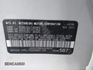 2016 Mitsubishi Lancer SE with VIN JA32V2FWXGU003619, listed as a IAAI auction lot 41041665 with 98,627 mi miles. Bid and sale history available at carsss.com. Image 9.