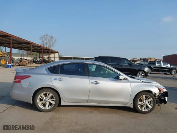 2013 Nissan Altima 2.5 SL with VIN 1N4AL3AP0DN417223, listed as a IAAI auction lot 41888931 with 230,608 mi miles. Bid and sale history available at carsss.com. Image 14.