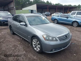 2006 Infiniti M45 Sport with VIN JNKBY01E56M201498, listed as a IAAI auction lot 41498261 with 241,810 mi miles. Bid and sale history available at carsss.com. Image 1.