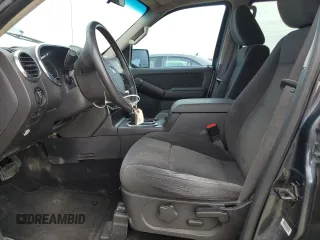 2009 Ford Explorer XLT z VIN 1FMEU63E79UA43921, wystawiony jako Copart lot #80440984 z przebiegiem 251 817 mil mil oraz Czysty tytuł • Clean title. Historia ofert i sprzedaży dostępna na DreamBid. Obrazek 7.