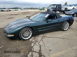 2000 Chevrolet Corvette with VIN 1G1YY32G4Y5121239, listed as a Copart auction lot 73692284 with 29,770 mi miles and Salvage Title. Bid and sale history available at carsss.com. Image 1.