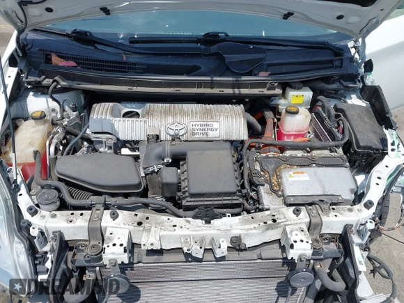 2010 Toyota Prius Four with VIN JTDKN3DU3A1095903, listed as a IAAI auction lot 42162529 with 136,716 mi miles and . Bid and sale history available at DreamBid. Image 10.