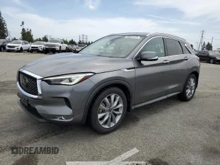 2020 Infiniti QX50 Luxe z VIN 3PCAJ5M16LF107867, wystawiony jako Copart lot #56687275 z przebiegiem 67 957 mil mil oraz Szkoda całkowita • Salvage title. Historia ofert i sprzedaży dostępna na DreamBid. Obrazek 1.