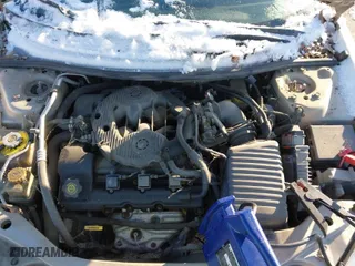 2002 Chrysler Sebring Sdn Touring with VIN 1C3AL56R22N170613, listed as a IAAI auction lot 41267706 with 1 mi miles. Bid and sale history available at carsss.com. Image 10.