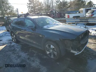 2020 Volvo V60 z VIN YV4102WK8L1039973, wystawiony jako Copart lot #37565654 z przebiegiem 28 201 mil mil oraz . Historia ofert i sprzedaży dostępna na DreamBid. Obrazek 4.