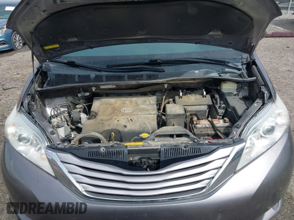 2016 Toyota Sienna XLE with VIN 5TDYK3DC4GS708455, listed as a IAAI auction lot 41914114 with 140,451 mi miles. Bid and sale history available at carsss.com. Image 10.