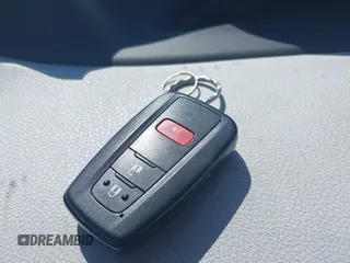 2018 Toyota Prius Two with VIN JTDKARFU5J3057086, listed as a IAAI auction lot 41910758 with 178,279 mi miles and . Bid and sale history available at DreamBid. Image 11.