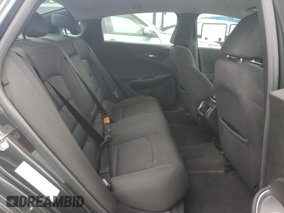 2018 Chevrolet Malibu LT z VIN 1G1ZD5ST0JF207740, wystawiony jako Copart lot #50190365 z przebiegiem 68 464 mil mil oraz Szkoda całkowita • Salvage title. Historia ofert i sprzedaży dostępna na DreamBid. Obrazek 10.