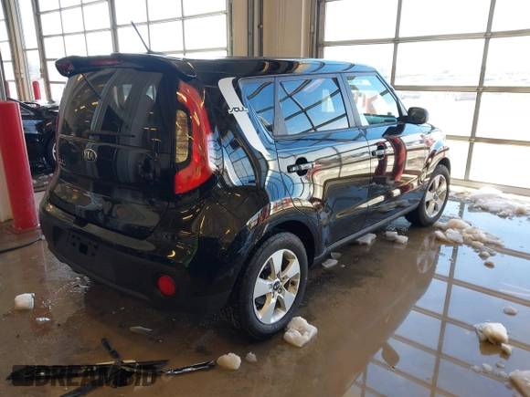 2017 Kia Soul with VIN KNDJN2A24H7438220, listed as a IAAI auction lot 41199480 with 75,265 mi miles. Bid and sale history available at carsss.com. Image 4.