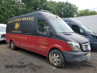 2014 Freightliner Sprinter z VIN WDYPE8DC6E5892935, wystawiony jako Copart lot #68813924 z przebiegiem Nie podano mil oraz Nie do naprawy. Historia ofert i sprzedaży dostępna na DreamBid. Obrazek 4.