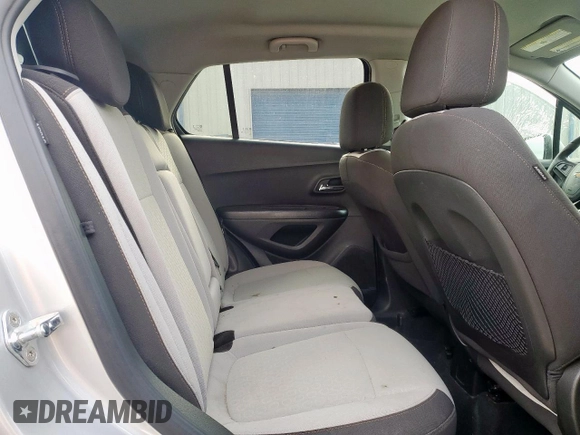 2021 Chevrolet Trax LS with VIN KL7CJKSB0MB327333, listed as a Copart auction lot 51139865 with 33,656 mi miles and Clean Title. Bid and sale history available at carsss.com. Image 11.