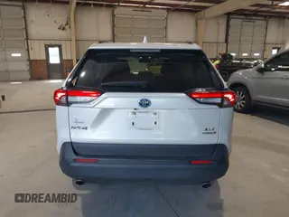 2023 Toyota RAV4 Hybrid XLE Premium with VIN JTMB6RFV2PD089104, listed as a IAAI auction lot 42645439 with 43,535 mi miles and . Bid and sale history available at DreamBid. Image 16.