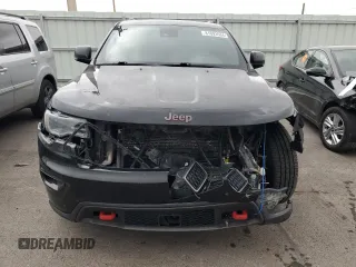 2017 Jeep Grand Cherokee Trailhawk with VIN 1C4RJFLT5HC692439, listed as a Copart auction lot 81093534 with 135,493 mi miles and Salvage title. Bid and sale history available at DreamBid. Image 5.