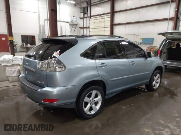 2004 Lexus RX 330 with VIN JTJHA31UX40016227, listed as a IAAI auction lot 42024516 with 224,171 mi miles. Bid and sale history available at carsss.com. Image 4.