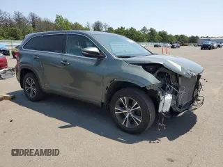 2018 Toyota Highlander LE with VIN 5TDBZRFH7JS876692, listed as a Copart auction lot 63097325 with 95,080 mi miles and Salvage title. Bid and sale history available at DreamBid. Image 4.